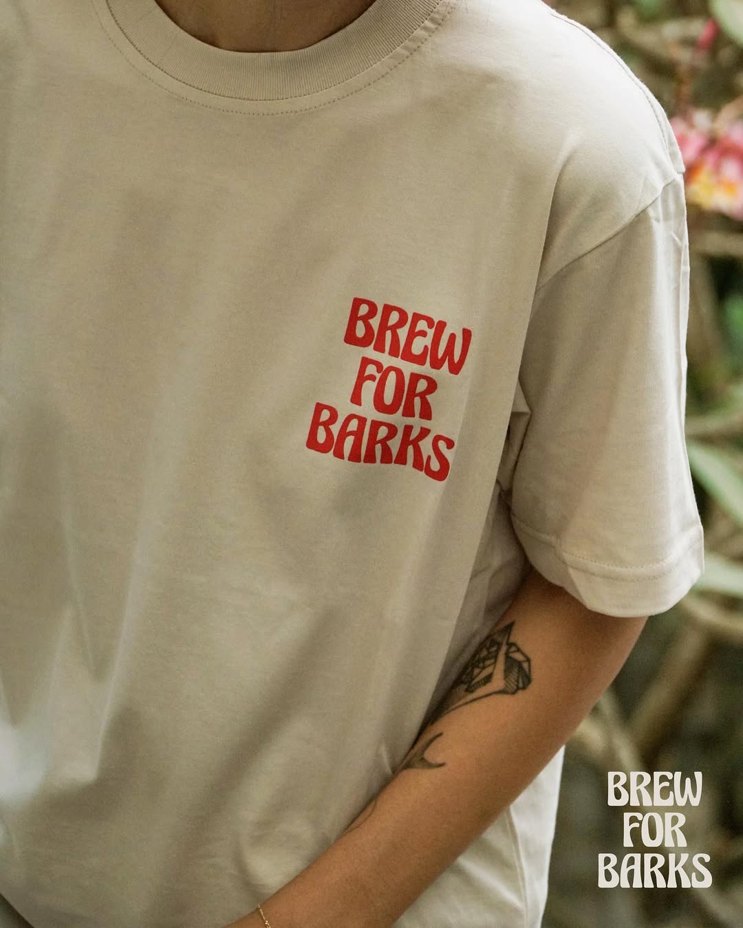 T-shirt - Brew For Barks - Merchandise Collection